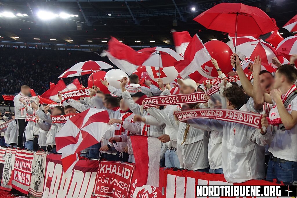 West Ham United - SC Freiburg (5:0) / Achtelfinale, Europa League